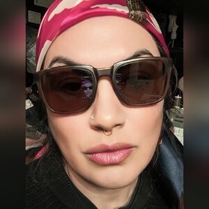 Elegant Brown Sunglasses